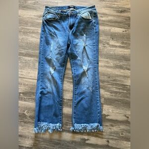 Black Label C’EST TO! Frayed Hem Jeans